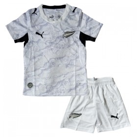 Camiseta de fútbol Nueva Zelanda Niño 1ª equipación Copa Mundial 2026
